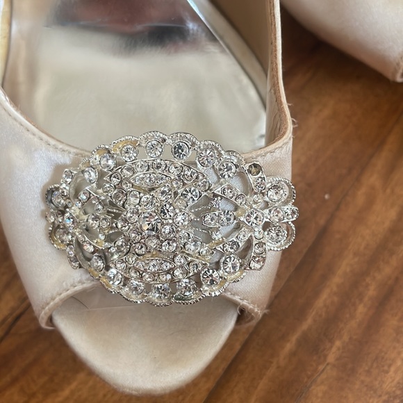 Badgley Mischka Satin Peep Toe Pump with Jewels - Picture 3 of 10